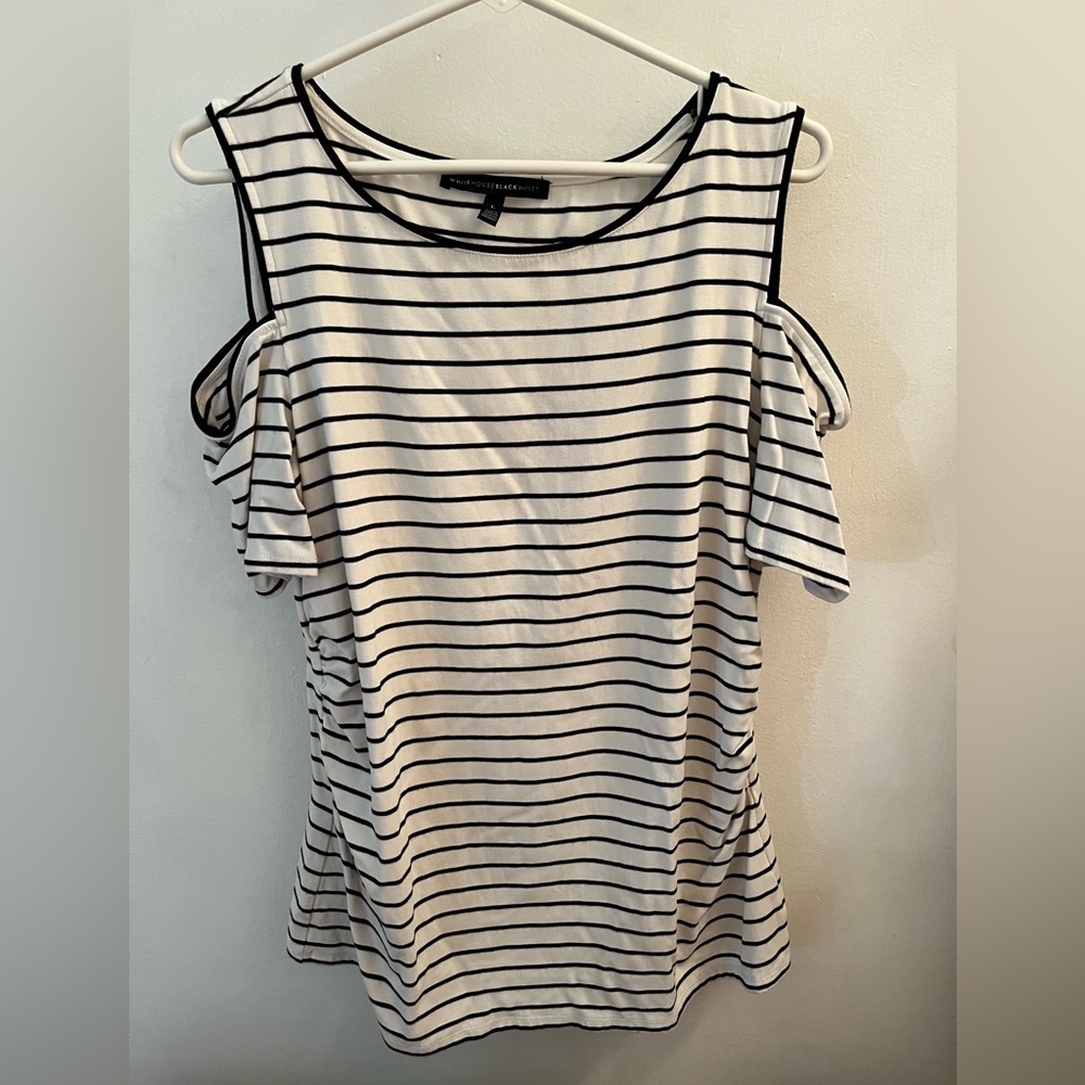 White House Black Market L Top